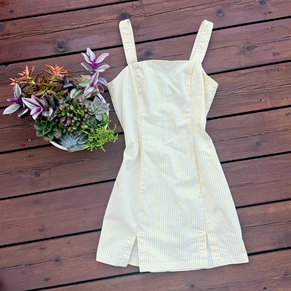 Forever 21 Dresses & Skirts - 🌻Forever 21 Stripped Mini Dress, S